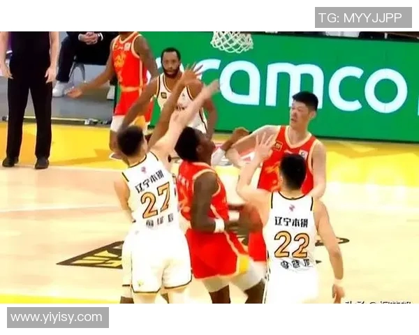 辽宁男篮遭遇三连败，教练组决定调整阵容，力求翻盘